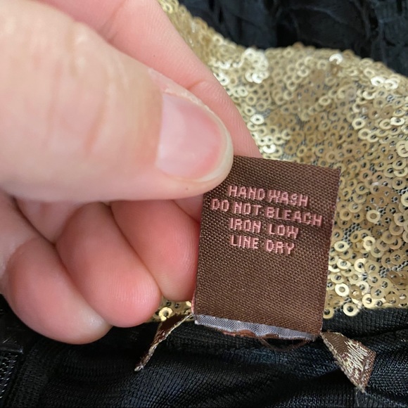 Dmbm Dress with Gold Collar - Picture 7 of 7